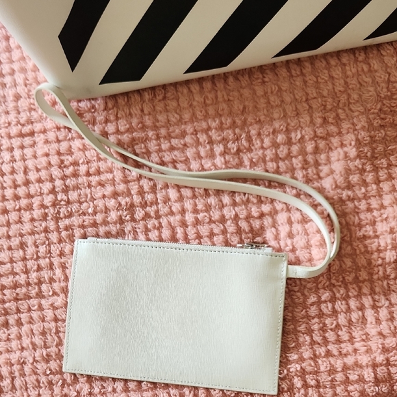 Off-White Diagonal Striped Black & White Tote Wallet & Xtra Off-White Canvas Str - Picture 9 of 13